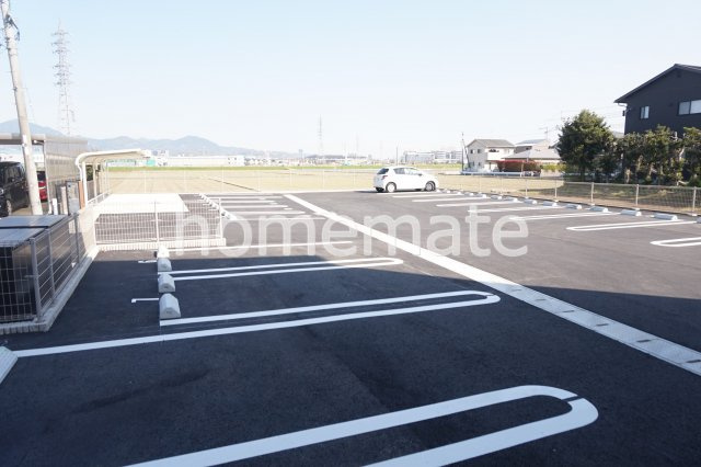 熊本市南区御幸西４丁目のアパートの駐車場
