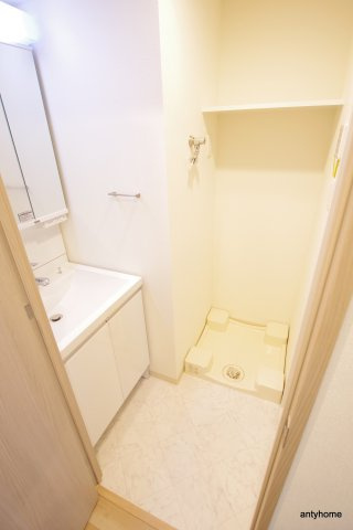 La Douceur九条　仲介手数料無料の洗面所