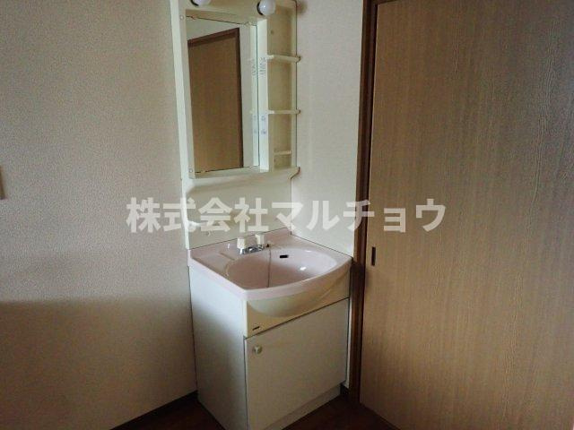 メゾンサンテの独立洗面台|独立洗面台、朝の身支度には欠かせません