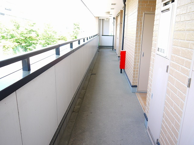 コモドビラⅢのその他共用部分|玄関前通路