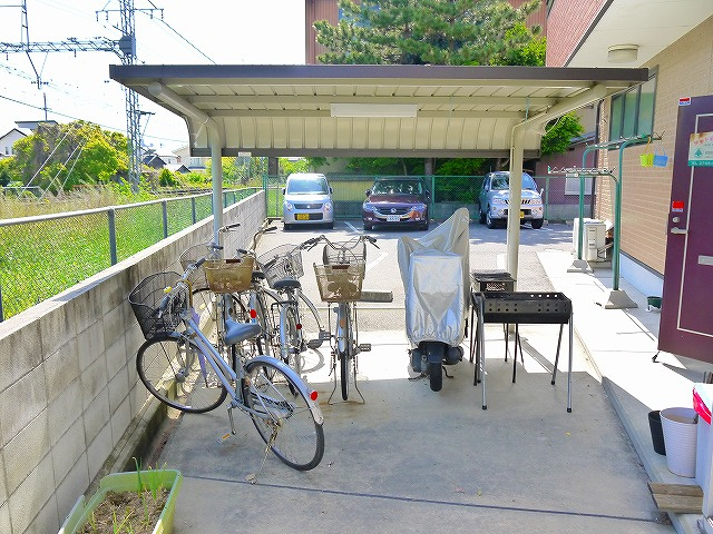 コモドビラⅢのその他共用部分|自転車置き場です
