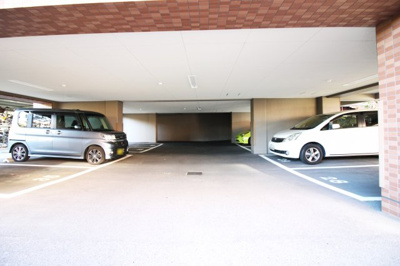 【駐車場】 | パデシオン宇治伊勢田Ⅱ番館