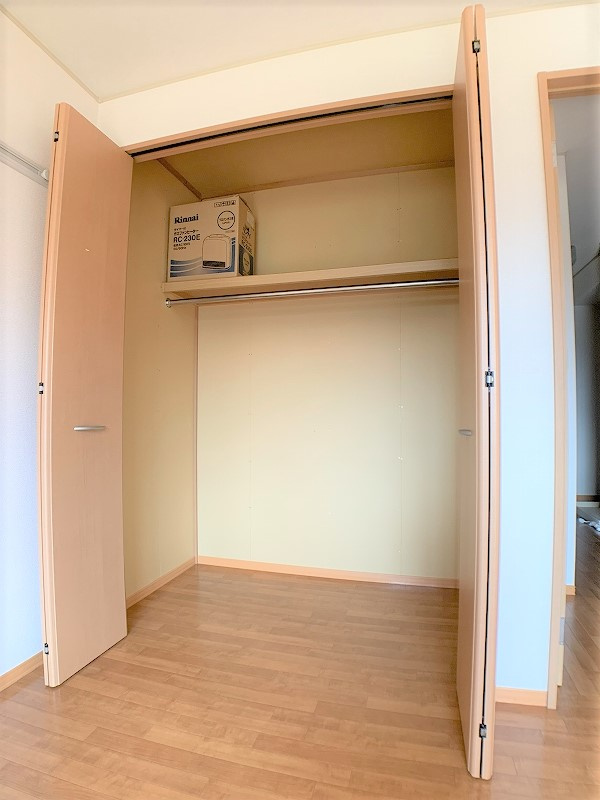 リバーサイド下小路の収納