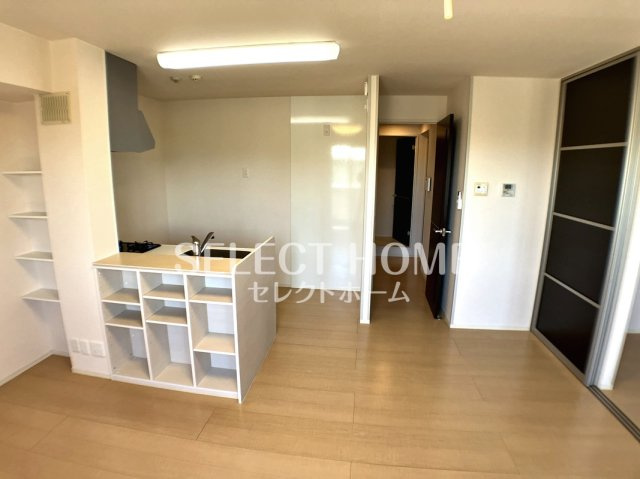  | シャルマン堂前