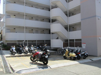 【設備】 | シャトラン弓木参番館 | 駐輪場