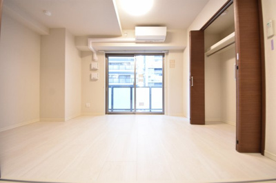 【寝室】 | 神戸海岸通　萬利Residence
