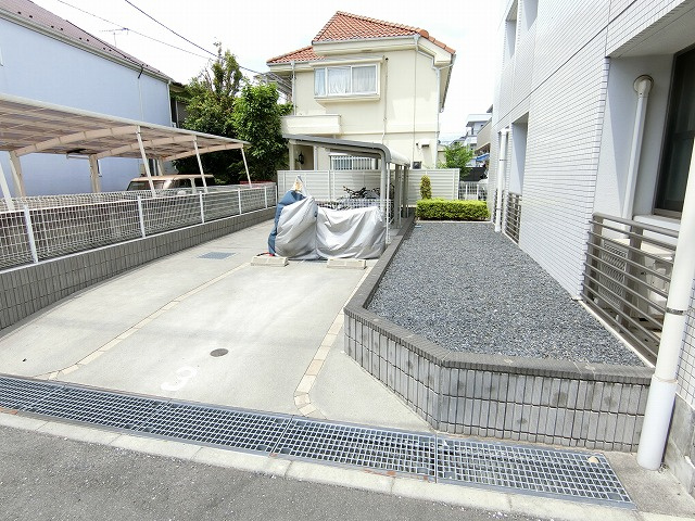 モリハウスの駐車場