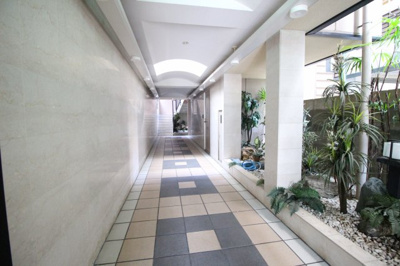 【ロビー】 | ロンモンターニュ小阪