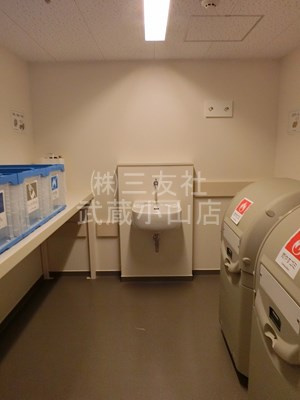 【その他共用部分】 | パークシティ武蔵小山　ザ　タワー | 各フロアゴミ捨て場有