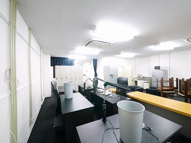 トーマスビルの内装