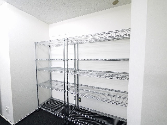 トーマスビルの内装