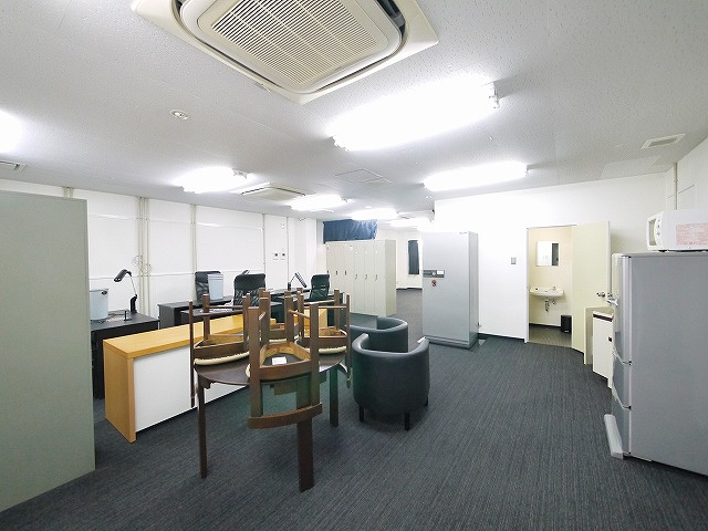 トーマスビルの内装