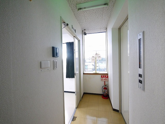 トーマスビルの内装