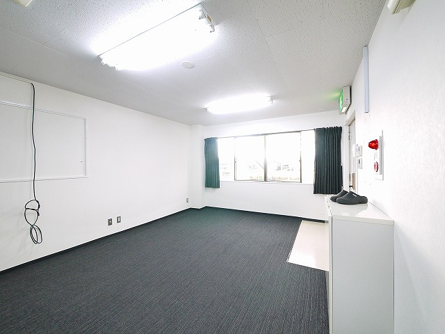 トーマスビルの内装