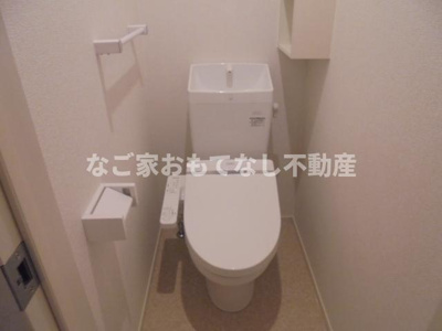 【トイレ】 | シャトル朝日 | モデルルーム　ウォシュレット付き。