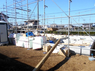 【外観】 | 外観もきれいです。新築平屋建て　蓮田市　根金　94坪　４ＬＤＫ　駐車3台並列。契約可能です。お電話下さい。