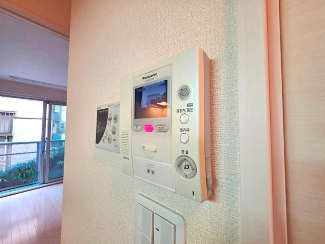 【セキュリティ】 | コージー国立 | モニター付インターホン