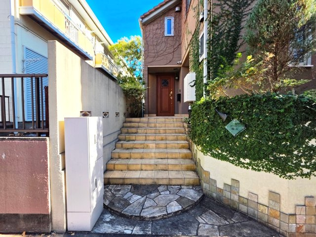 【エントランス】 | コージー国立