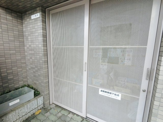 【エントランス】