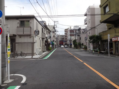 【周辺】 | リリーベル | リリーベル　物件前