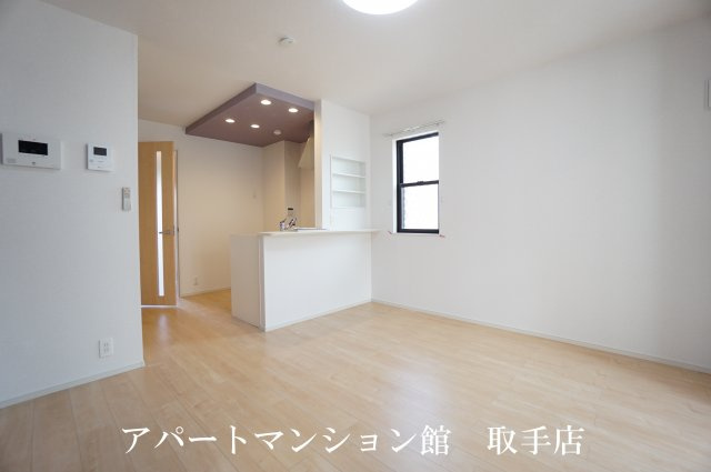 レジェンドバレーAの居間・リビング