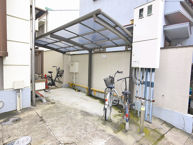 パリエ・ド・三条のその他共用部分|駐輪場あります