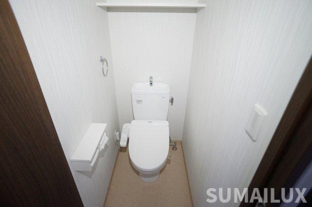 熊本市中央区新屋敷２丁目の賃貸マンションのトイレ