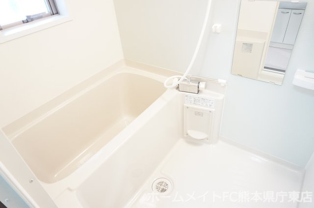 熊本市中央区新屋敷２丁目の賃貸マンションの浴室