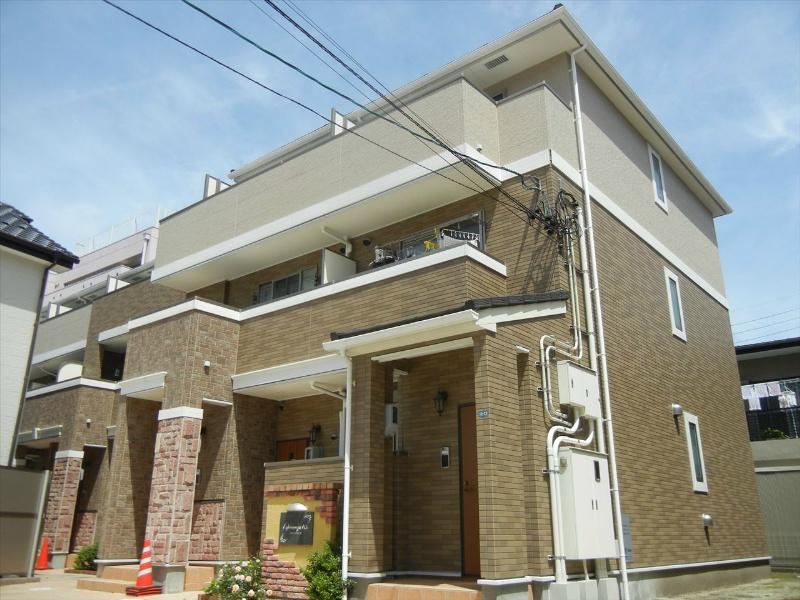 名古屋市千種区内山２丁目のアパートの外観