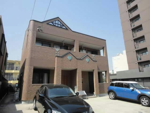 名古屋市東区芳野１丁目の一戸建ての外観