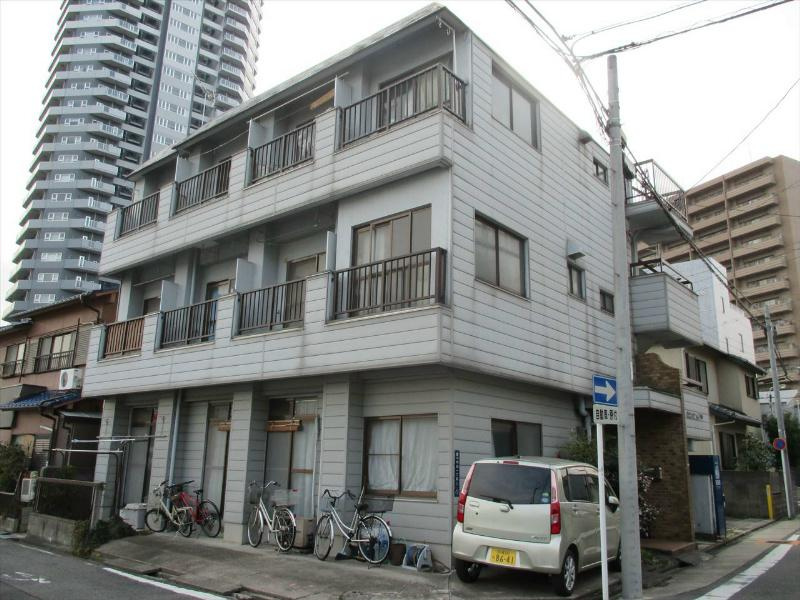 名古屋市千種区内山１丁目の賃貸マンションの外観