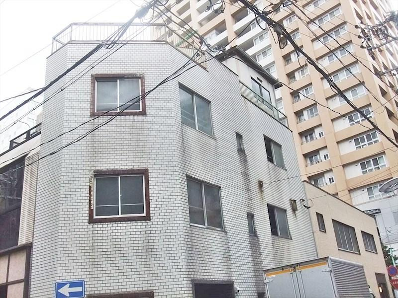 杉山ビルの外観