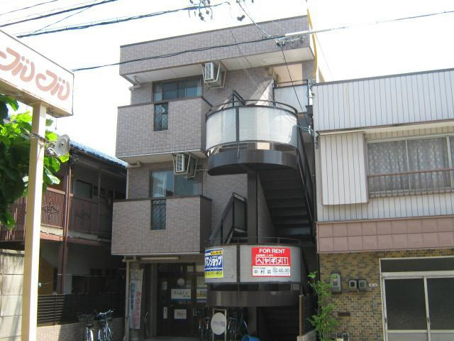 名古屋市中村区香取町１丁目の賃貸マンションの外観