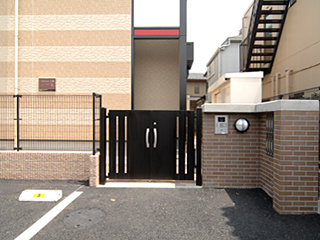 【エントランス】 | カノイヅカ