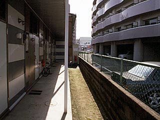 【エントランス】 | ルミエール