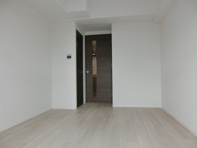 大阪市淀川区十三東１丁目の賃貸マンションの居間・リビング