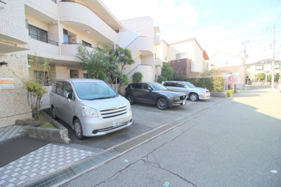 【駐車場】 | リブレ上野東