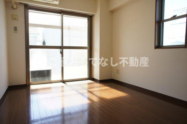 【寝室】 | プリミエール枇杷島