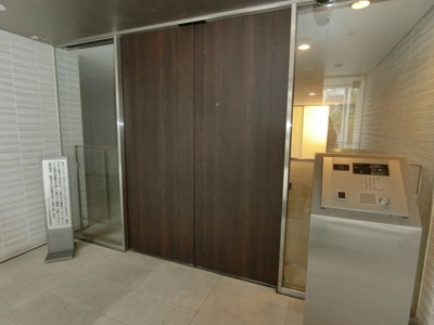 【エントランス】 | レジデンシャルお花茶屋