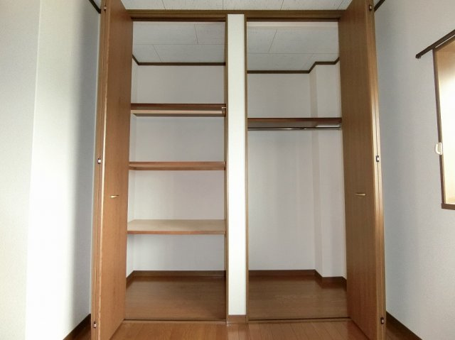 サンハイツ小森野A棟の収納|イメージ写真