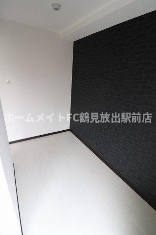 ラージヒル鶴見緑地の洋室