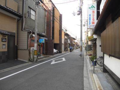 Stable三条大宮（ステーブル三条大宮）の周辺|前面道路