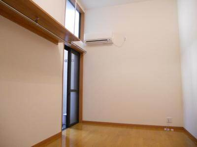 Stable三条大宮（ステーブル三条大宮）の居間・リビング|洋室