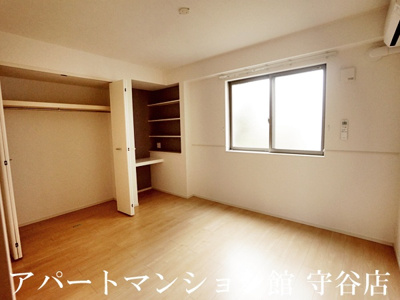 【寝室】 | エスポワール