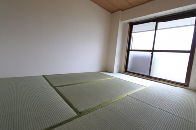 【和室】 | エバーグレース当麻 | い草の香りが落ち着く素敵な和室です