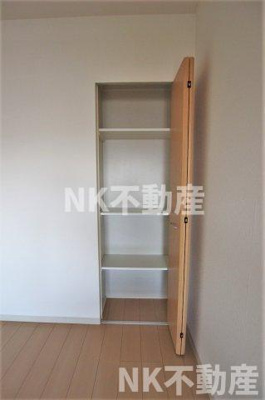 【収納】 | ソリエベーネ（高井田賃貸） | たっぷりとした収納スペースです