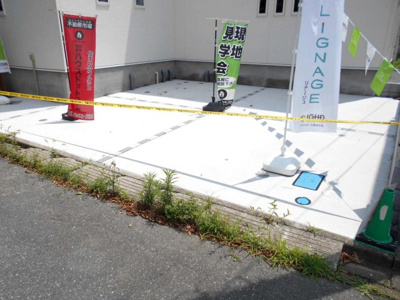 【駐車場】 | 新築　加須市　旗井　全1棟　1号棟　47坪 | 栗橋駅　西側　加須市　旗井　駐車2台並列2台。　居間でしょ。今でしょ。うぉ　ＷＩＣ３つだ。