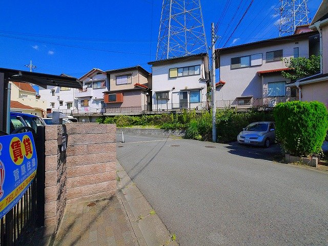 南田原　永田邸の駐車場