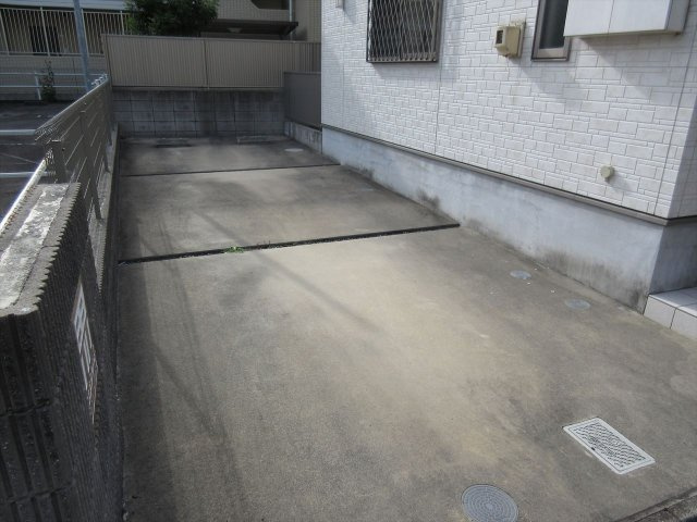 カステッロ城北Ⅱの駐車場|カステッロ城北Ⅱ