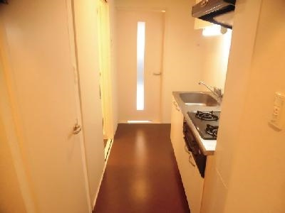 プレゼンス堀川の寝室|廊下